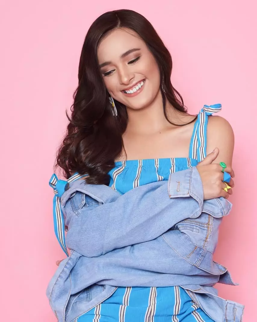 Potret seleb blasteran bermakeup tebal Instagram © 2021 brilio.net