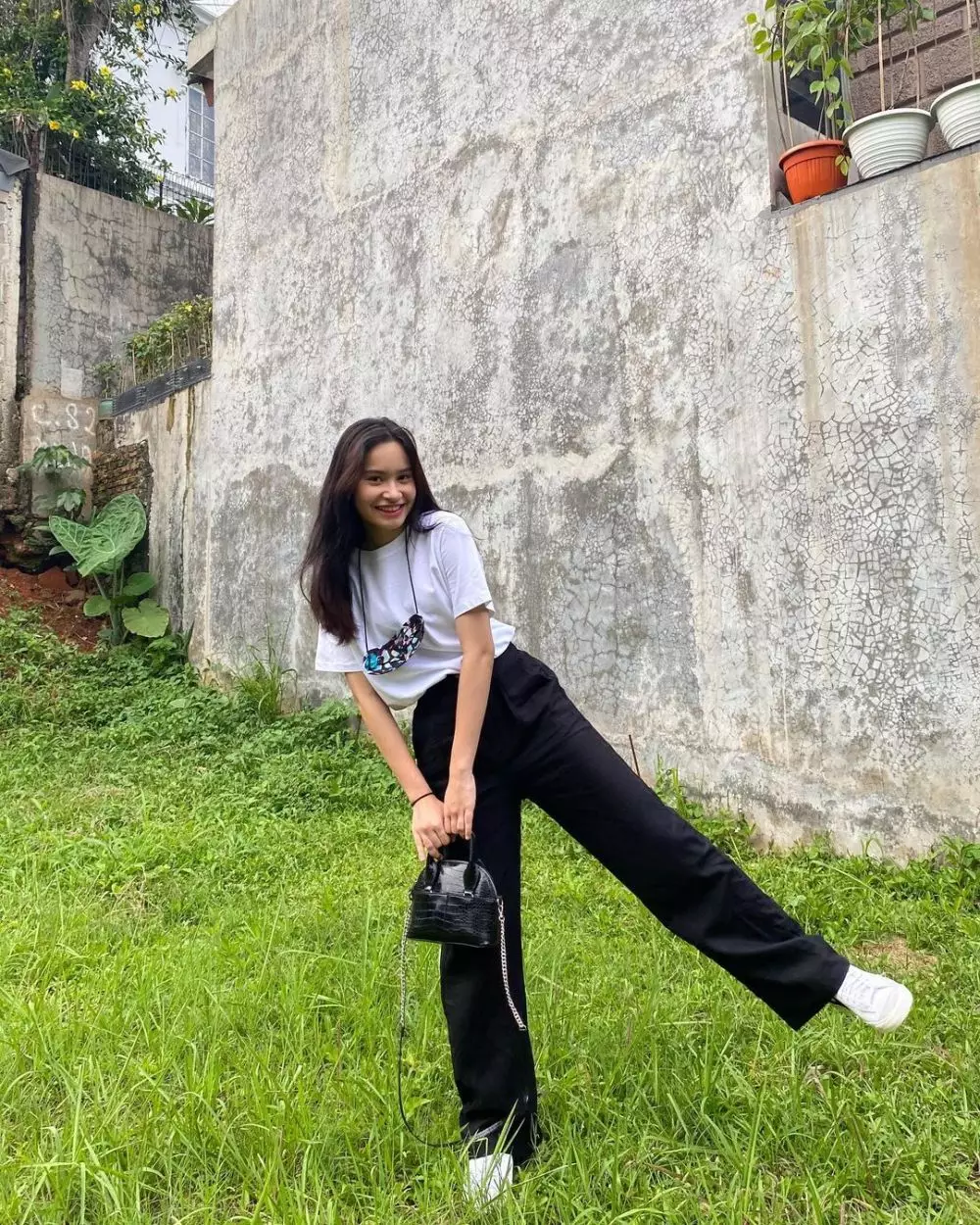 potret satine zaneta putri abimana  © instagram