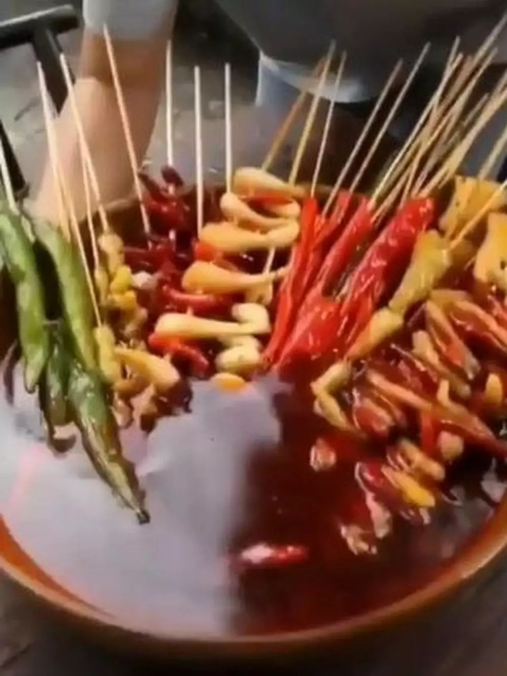 kreasi nyeleneh cabai © 2021 Instagram