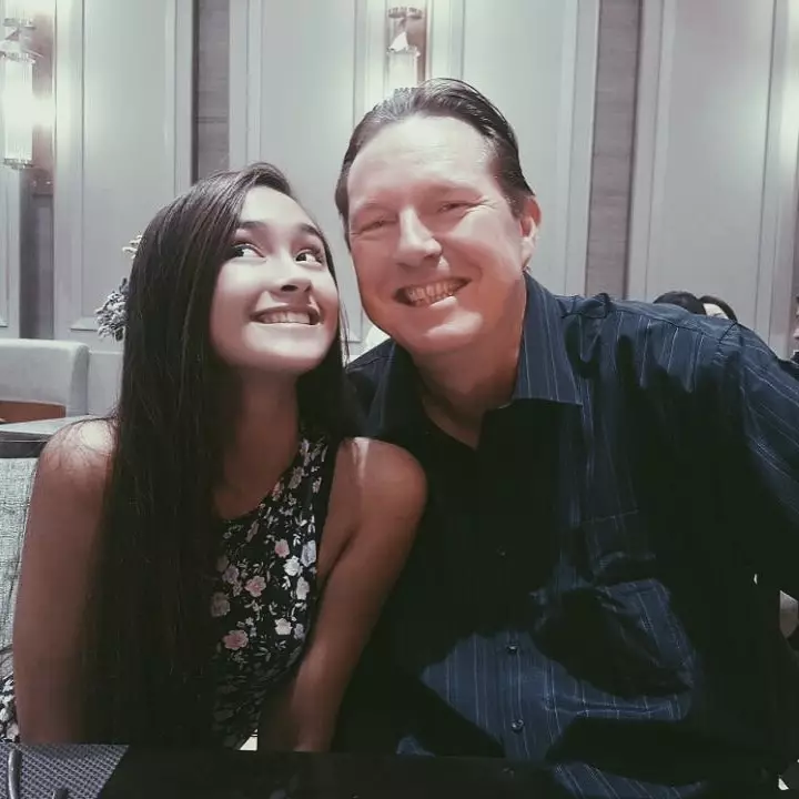 16 seleb dan ayah bule © Instagram