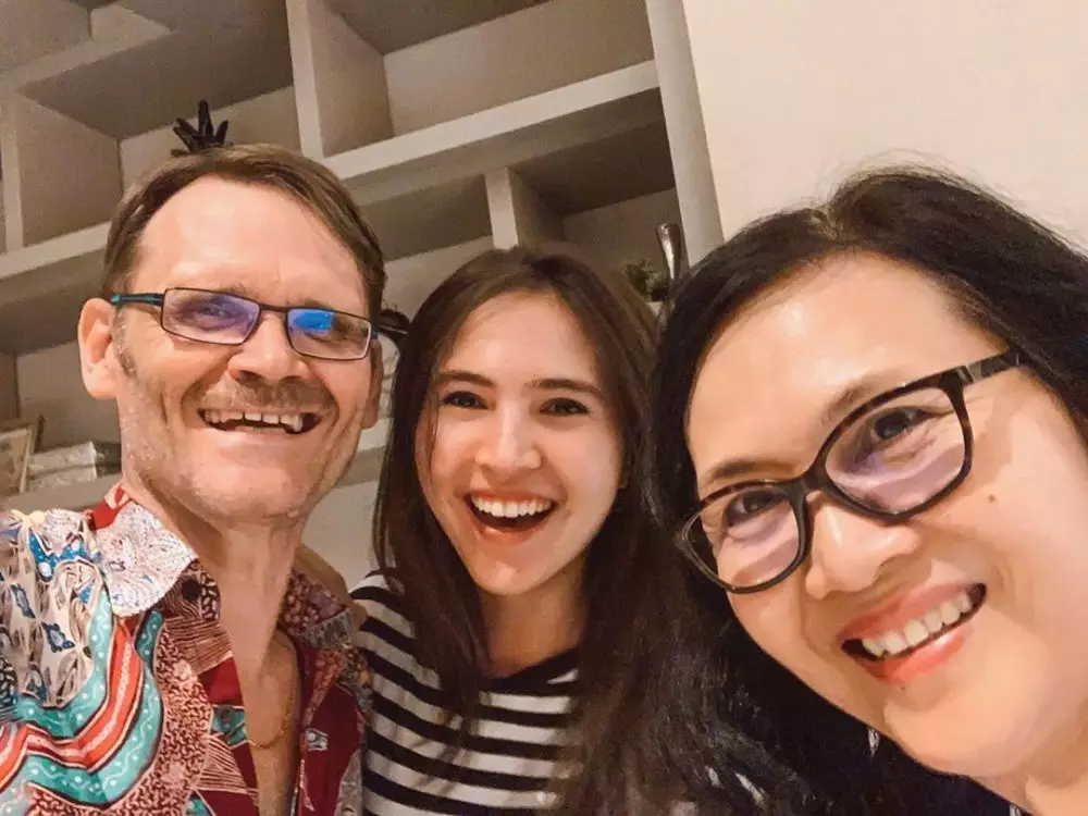 16 seleb dan ayah bule © Instagram