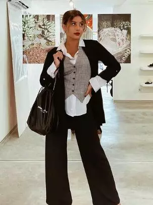 Transformasi Awkarin © berbagai sumber Transformasi Awkarin © berbagai sumber