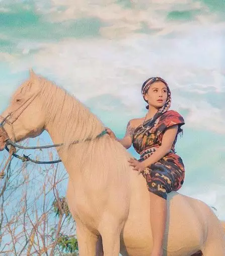 Transformasi Awkarin © berbagai sumber Transformasi Awkarin © berbagai sumber