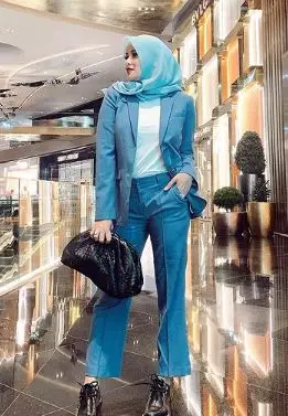 Gaya fashion Olla Ramlan © Instagram/@ollaramlanaufar