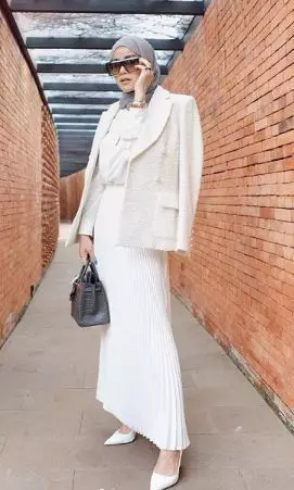 Gaya fashion Olla Ramlan © Instagram/@ollaramlanaufar