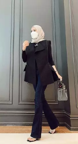 Gaya fashion Olla Ramlan © Instagram/@ollaramlanaufar