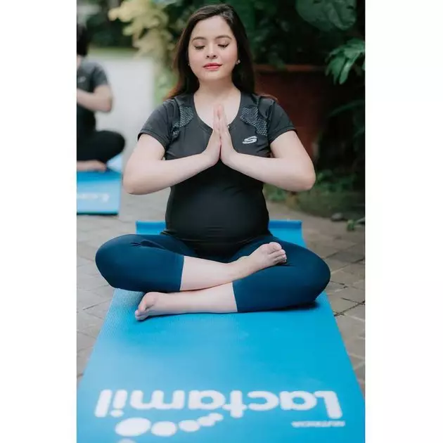 momen seleb jalani senam hamil © instagram