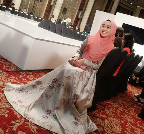 transformasi gaya Ria Ricis © 2021 brilio.net transformasi gaya Ria Ricis © 2021 brilio.net