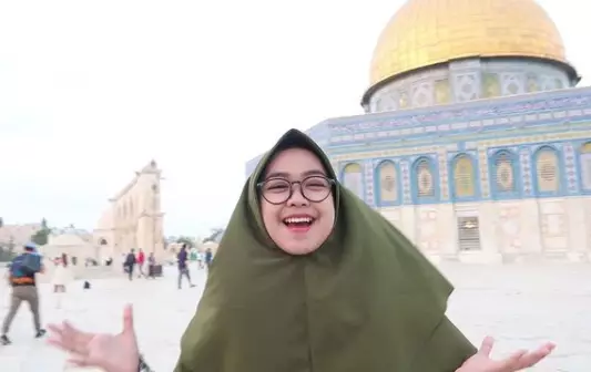 transformasi gaya Ria Ricis © 2021 brilio.net transformasi gaya Ria Ricis © 2021 brilio.net