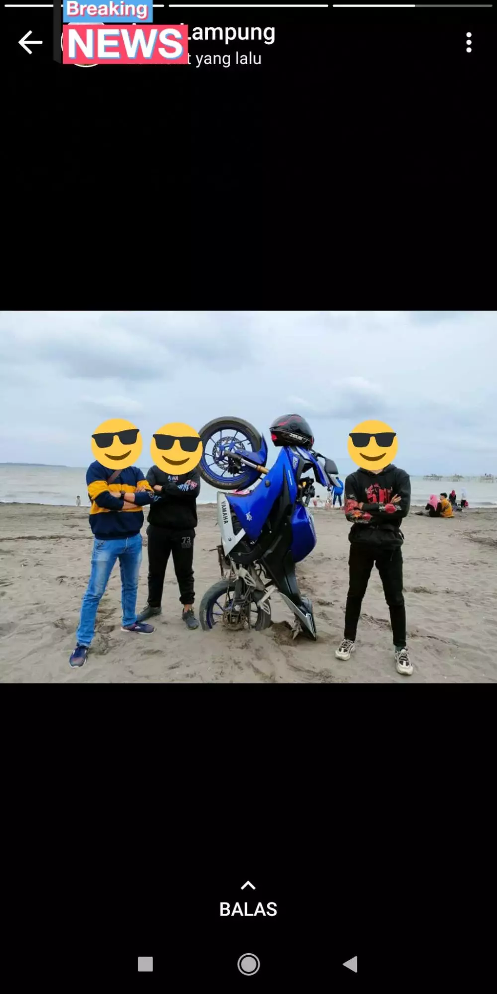 cowok kurang kerjaan di luar rumah © berbagai sumber