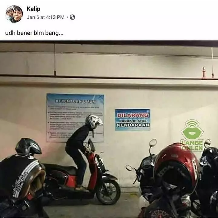 cowok kurang kerjaan di luar rumah © berbagai sumber