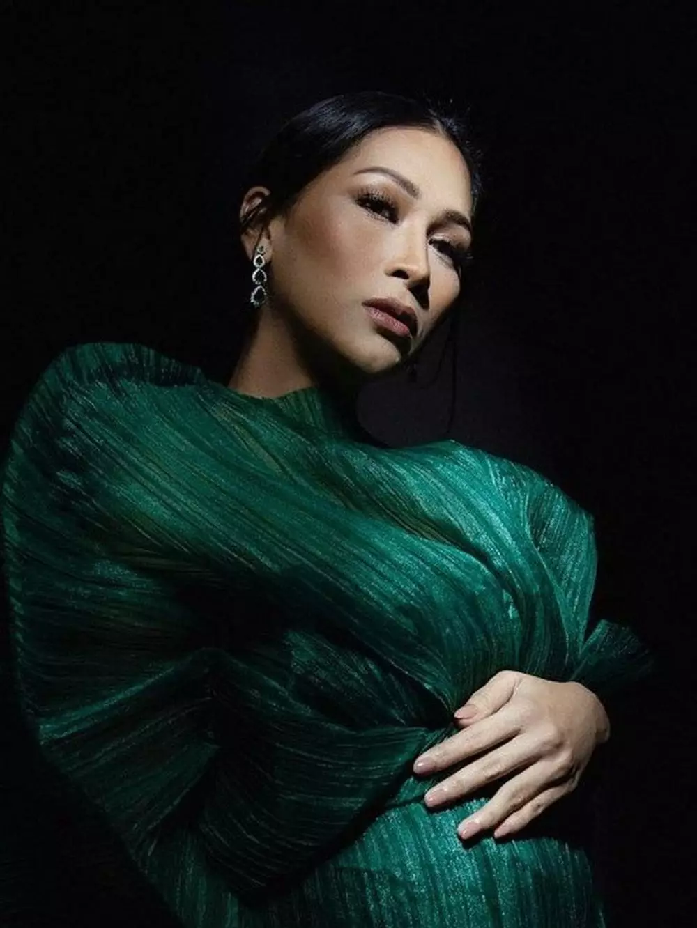 pemotretan maternity Tata Janeeta © berbagai sumber