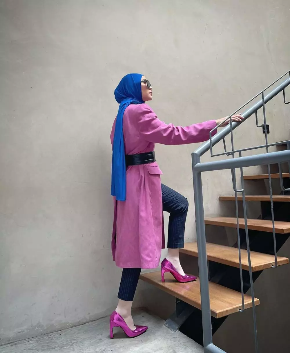 padu padan gaya simple ala Zaskia Adya Mecca © 2021 brilio.net padu padan gaya simple ala Zaskia Adya Mecca © 2021 brilio.net