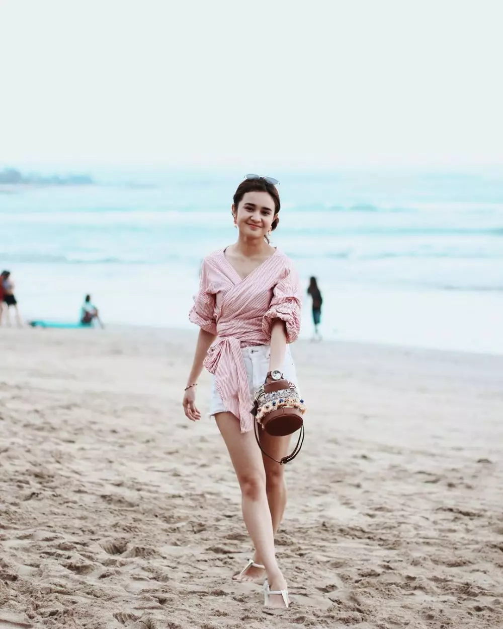 beda gaya Tissa Biani dan Michelle Ziudith © 2021 brilio.net