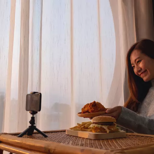 5 Tips nge-vlog pakai smartphone, mudah dan hasilnya kece