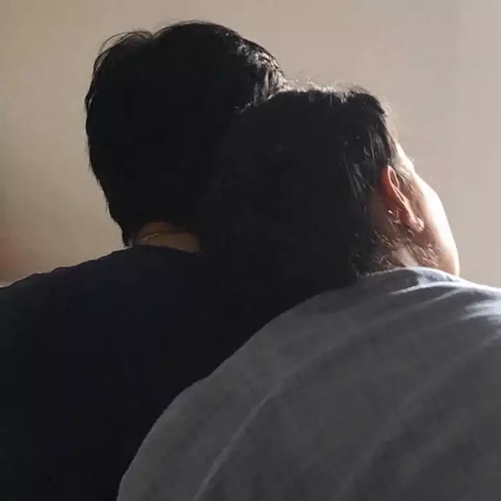 potret kemesraan Shahnaz Haque dan Gilang Ramadhan © 2021 brilio.net potret kemesraan Shahnaz Haque dan Gilang Ramadhan © 2021 brilio.net