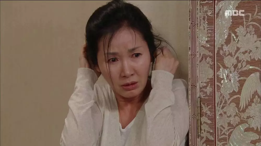 Potret 8 pemeran nenek ikonik di Drama Korea dari berbagai sumber Potret 8 pemeran nenek ikonik di Drama Korea dari berbagai sumber