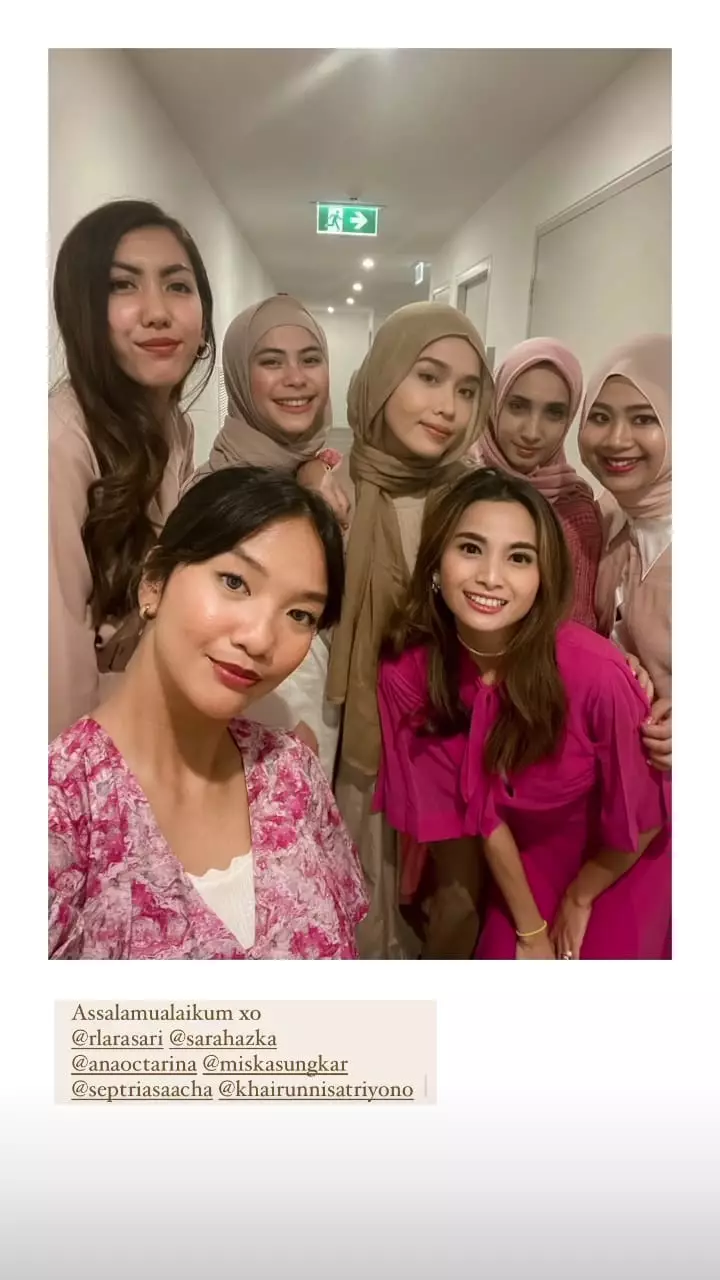 acha septriasa bukber bareng geng di australia © instagram
