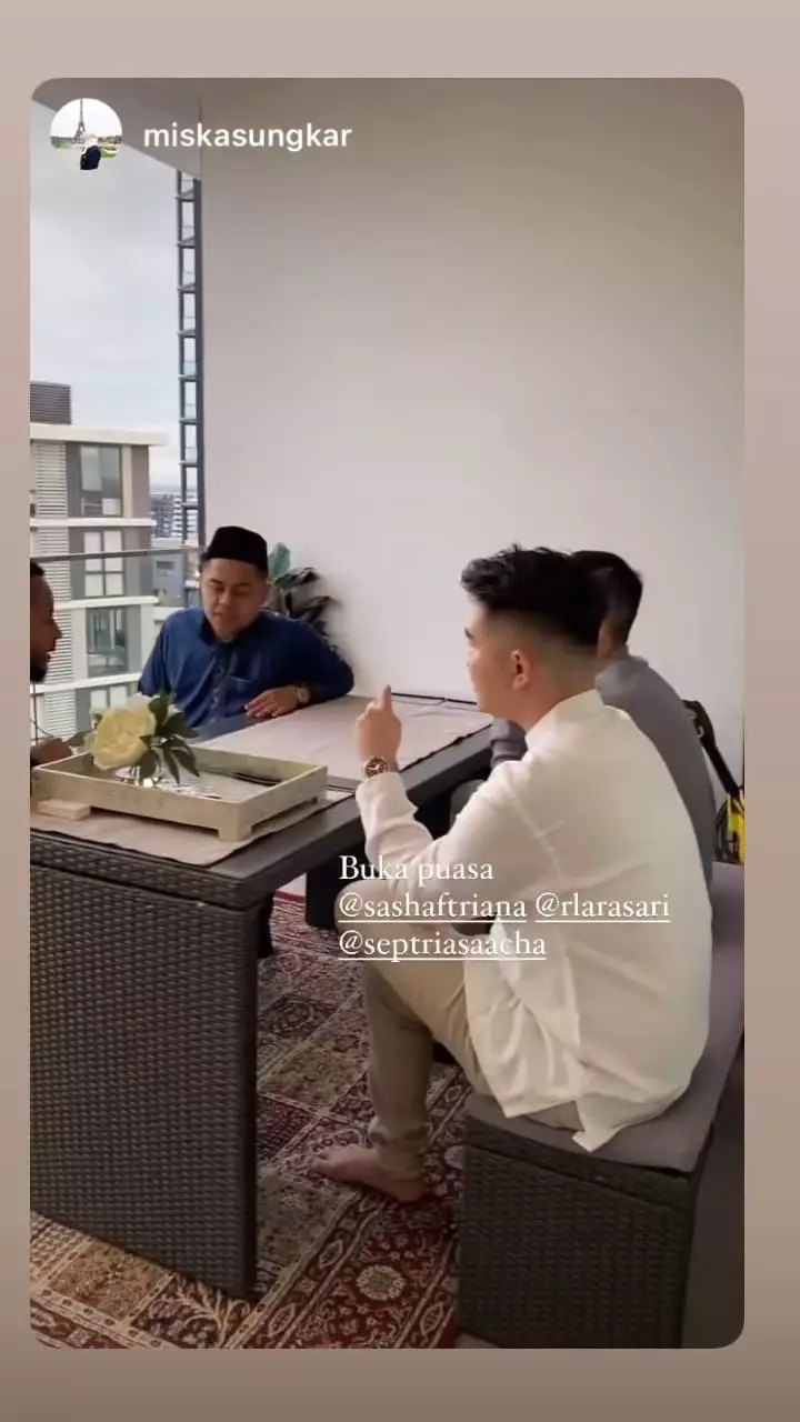 acha septriasa bukber bareng geng di australia © instagram