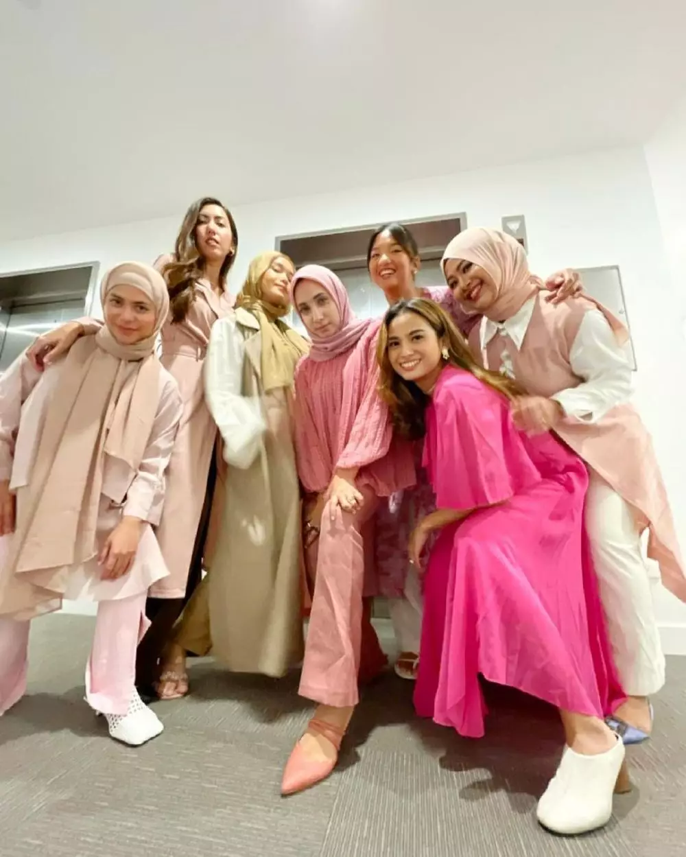 acha septriasa bukber bareng geng di australia © instagram