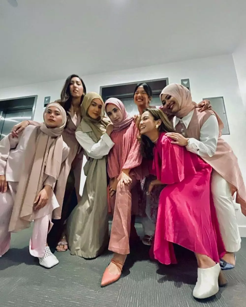 acha septriasa bukber bareng geng di australia © instagram