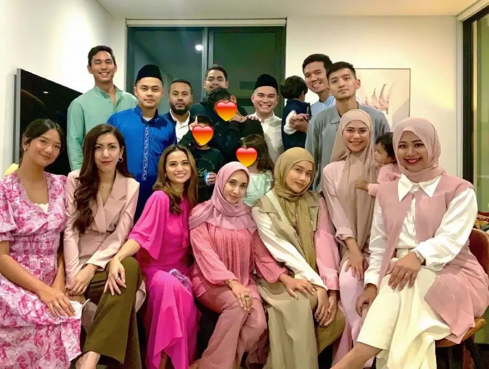 acha septriasa bukber bareng geng di australia © instagram