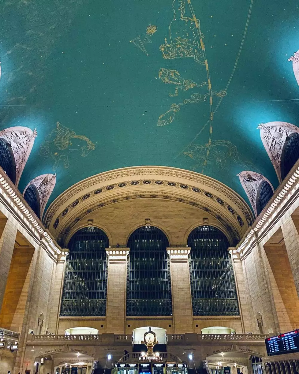 Seleb cantik ini ternyata jago fotografi © 2021 brilio.net Seleb cantik ini ternyata jago fotografi © 2021 brilio.net