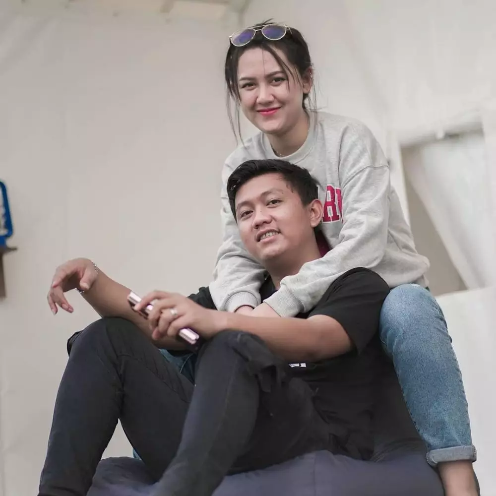 Potret pedangdut dan pasangan © Instagram Potret pedangdut dan pasangan © Instagram