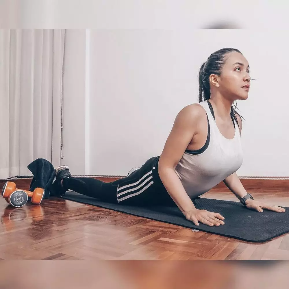 gaya penyanyi saat olahraga © berbagai sumber gaya penyanyi saat olahraga © berbagai sumber