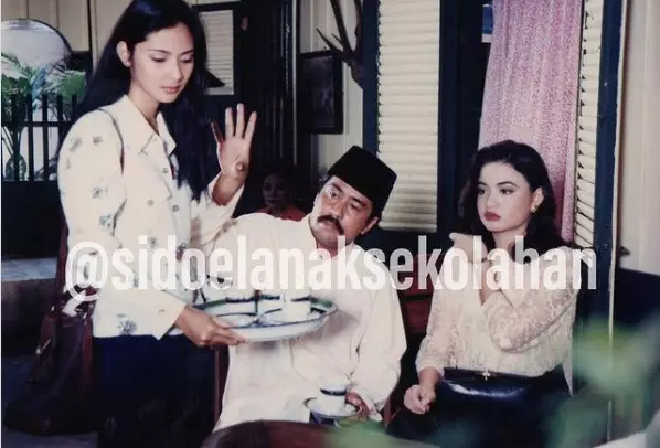 Potret lawas pemain Si Doel Anak Sekolahan saat syuting Instagram/@sidoelanaksekolahan