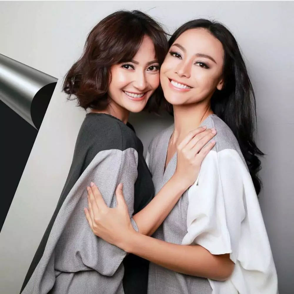 persahabtan seleb dengan jarak usia belasan tahun © berbagai sumber persahabtan seleb dengan jarak usia belasan tahun © berbagai sumber