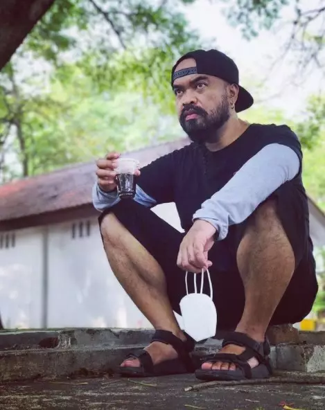 kabar terbaru pemain Emak Ijah Pengen ke Mekkah dari berbagai sumber kabar terbaru pemain Emak Ijah Pengen ke Mekkah dari berbagai sumber