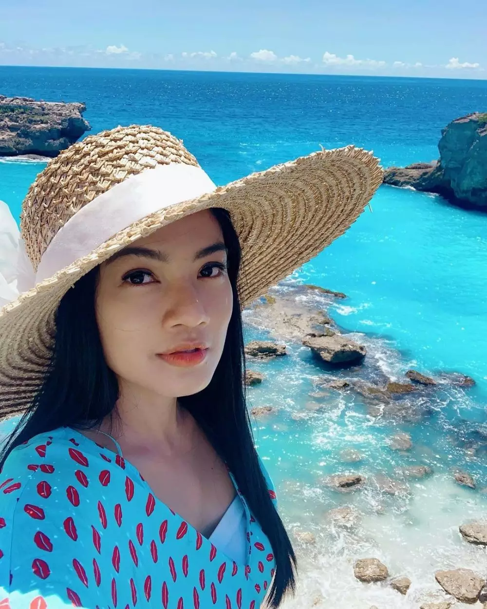 kabar terbaru pemain Emak Ijah Pengen ke Mekkah dari berbagai sumber kabar terbaru pemain Emak Ijah Pengen ke Mekkah dari berbagai sumber