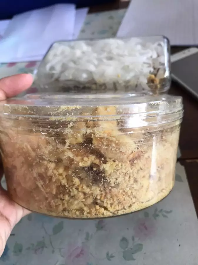 kue kering hancur efek pengiriman  © 2021 berbagai sumber