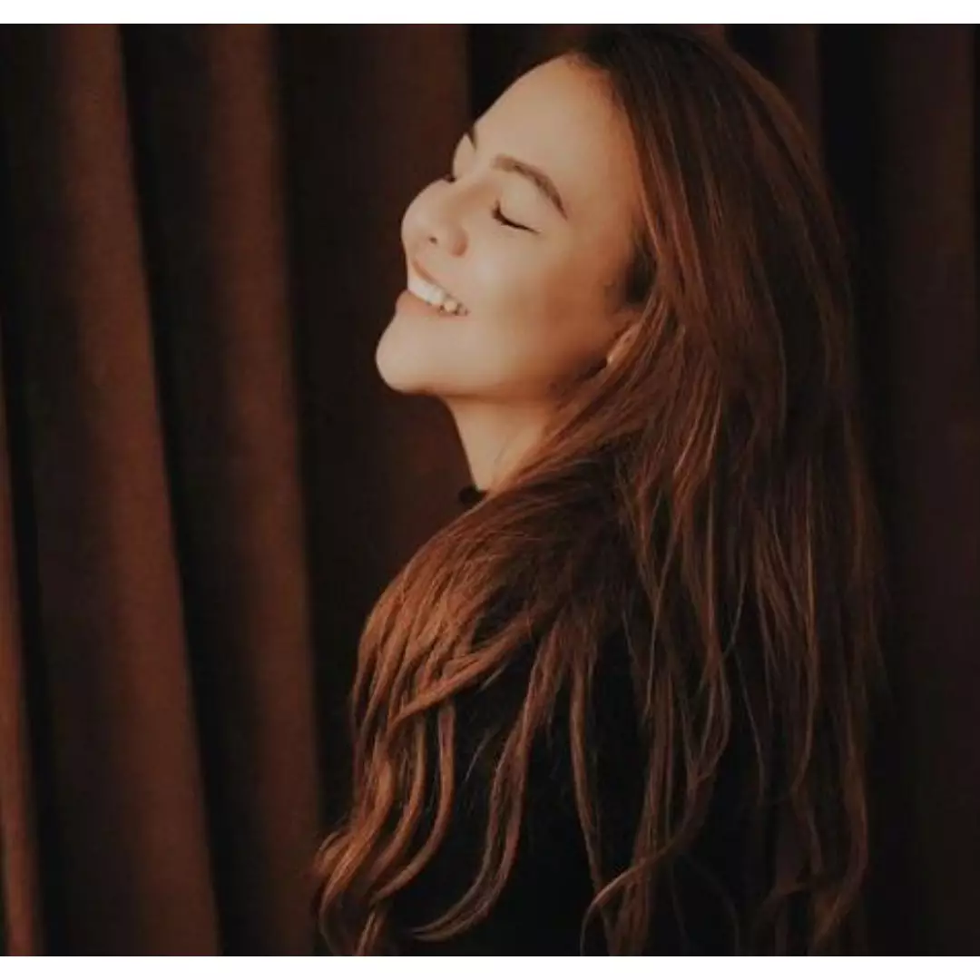 8 Pesona Ratu Rizky Nabila pamer baby bump anak pertamanya