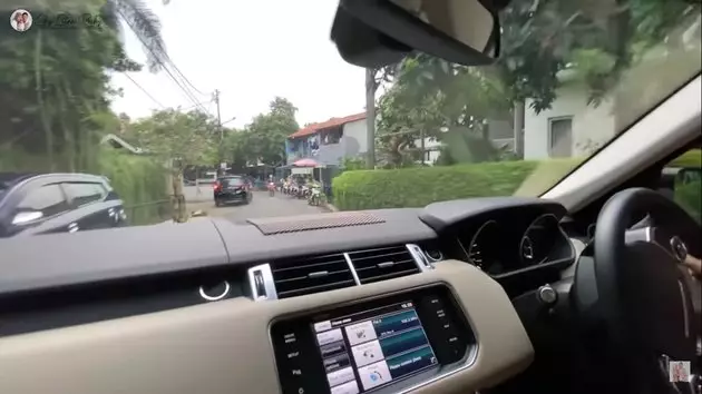 potret mobil baru Citra Kirana dan Rezky Aditya © 2021 brilio.net