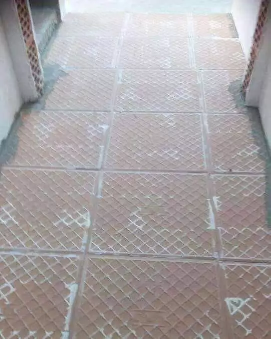 salah susun keramik bikin jengkel Berbagai sumber salah susun keramik bikin jengkel Berbagai sumber