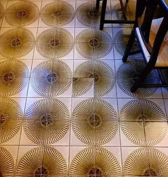 salah susun keramik bikin jengkel Berbagai sumber salah susun keramik bikin jengkel Berbagai sumber