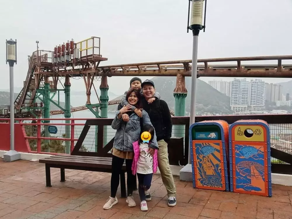 potret kebersamaan vokalis band & keluarga dari berbagai sumber