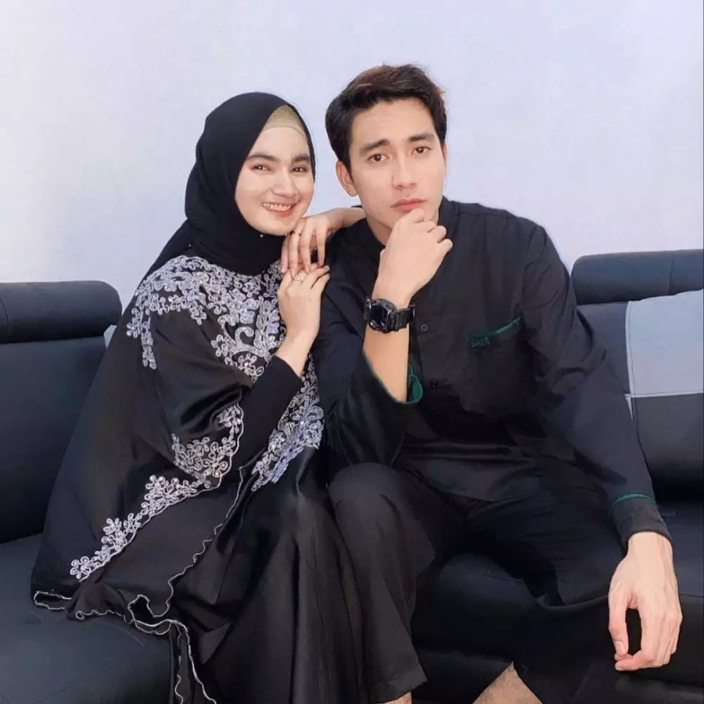 Momen 11 pasangan seleb rayakan lebaran  Instagram © 2021 brilio.net Momen 11 pasangan seleb rayakan lebaran  Instagram © 2021 brilio.net