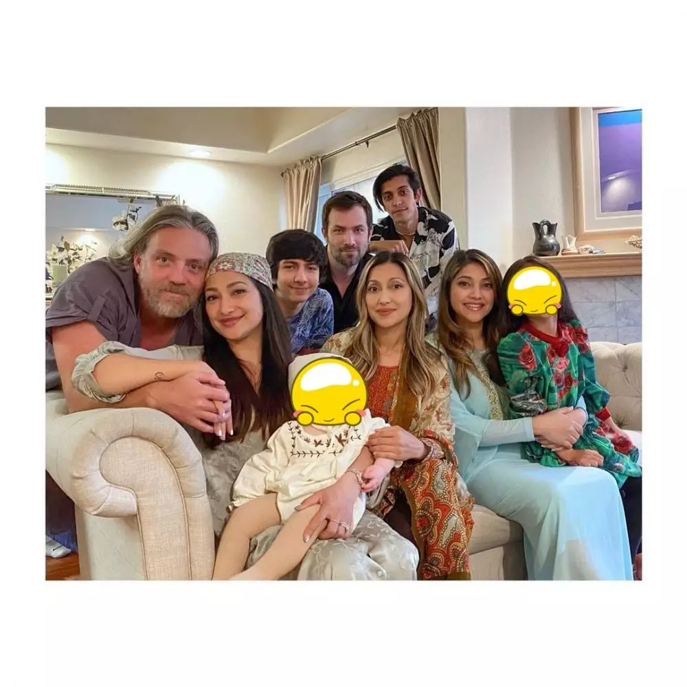 lebaran 2021 keluarga azhari © Instagram lebaran 2021 keluarga azhari © Instagram