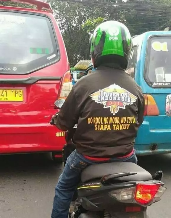 tulisan bijak driver ojek online © 2021 brilio.net