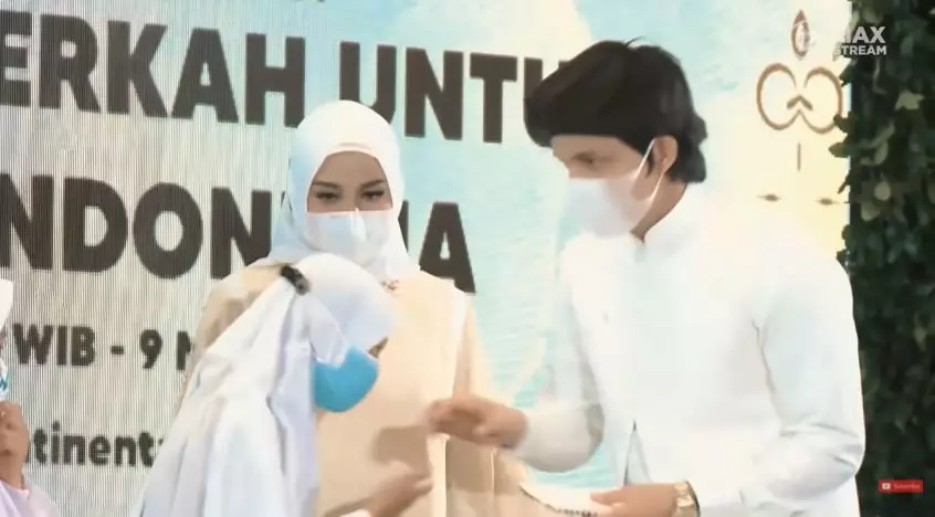 Momen syukuran kehamilan Aurel Hermansyah © 2021 brilio.net