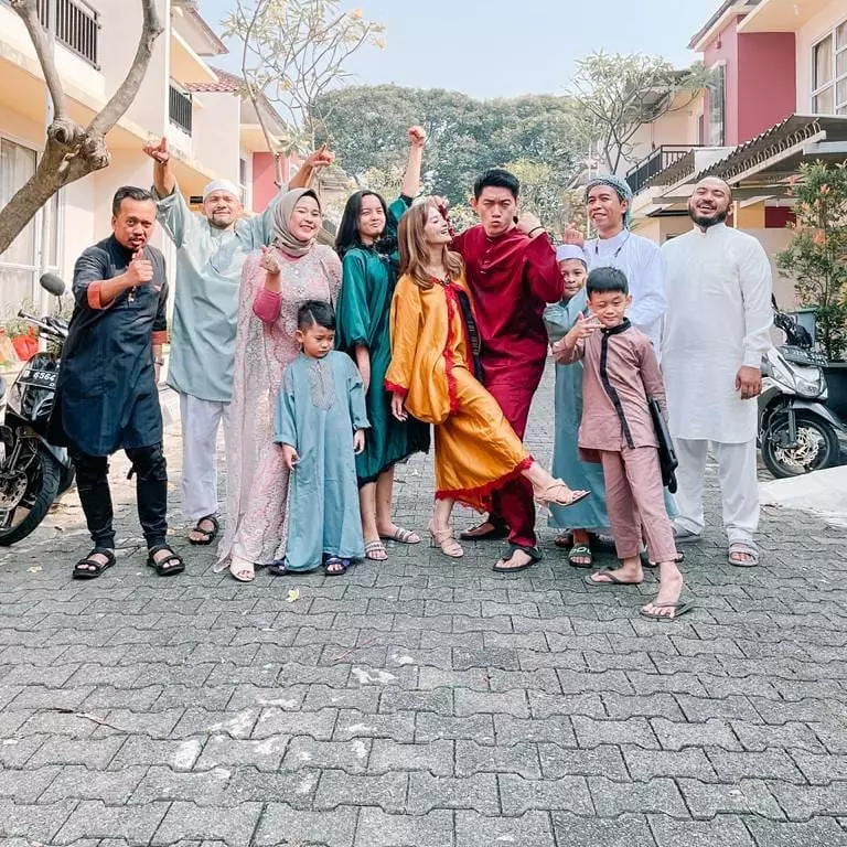 kedekatan Ifan Seventeen dan anak Citra Monica © 2021 brilio.net