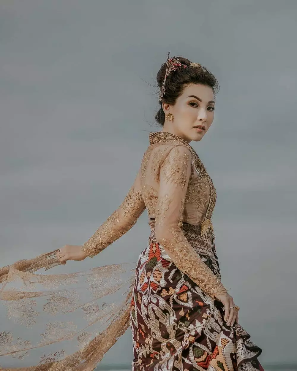 Gaya pemotretan keluarga Ruben Onsu Instagram 2021 brilio.net