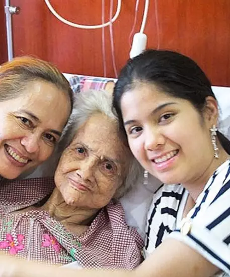 Potret anak dan menantu presiden tanpa makeup Instagram Potret anak dan menantu presiden tanpa makeup Instagram