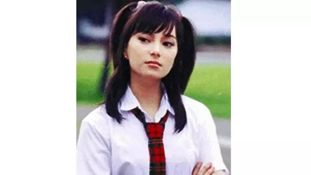 Potret pesinetron cantik saat remaja ini imut abis Instagram