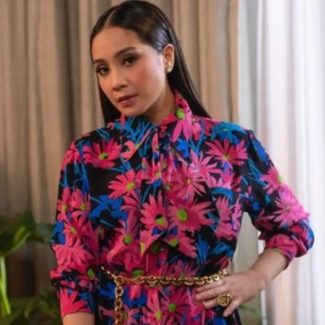 Taksiran harga 10 item prokes Nagita Slavina, strap masker Rp 1,5 juta