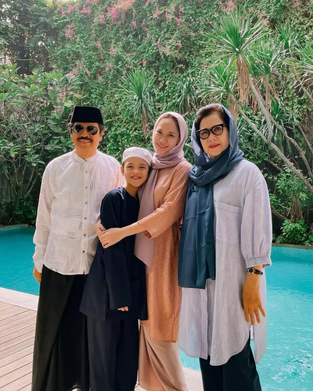 momen seru BCL bareng keluarga Instagram © 2021 brilio.net momen seru BCL bareng keluarga Instagram © 2021 brilio.net