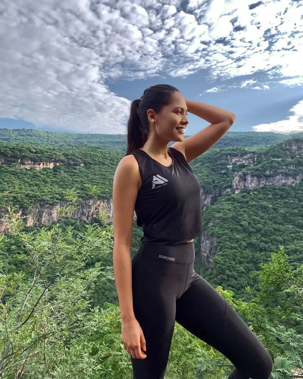 miss universe 2020 tanpa makeup © Instagram